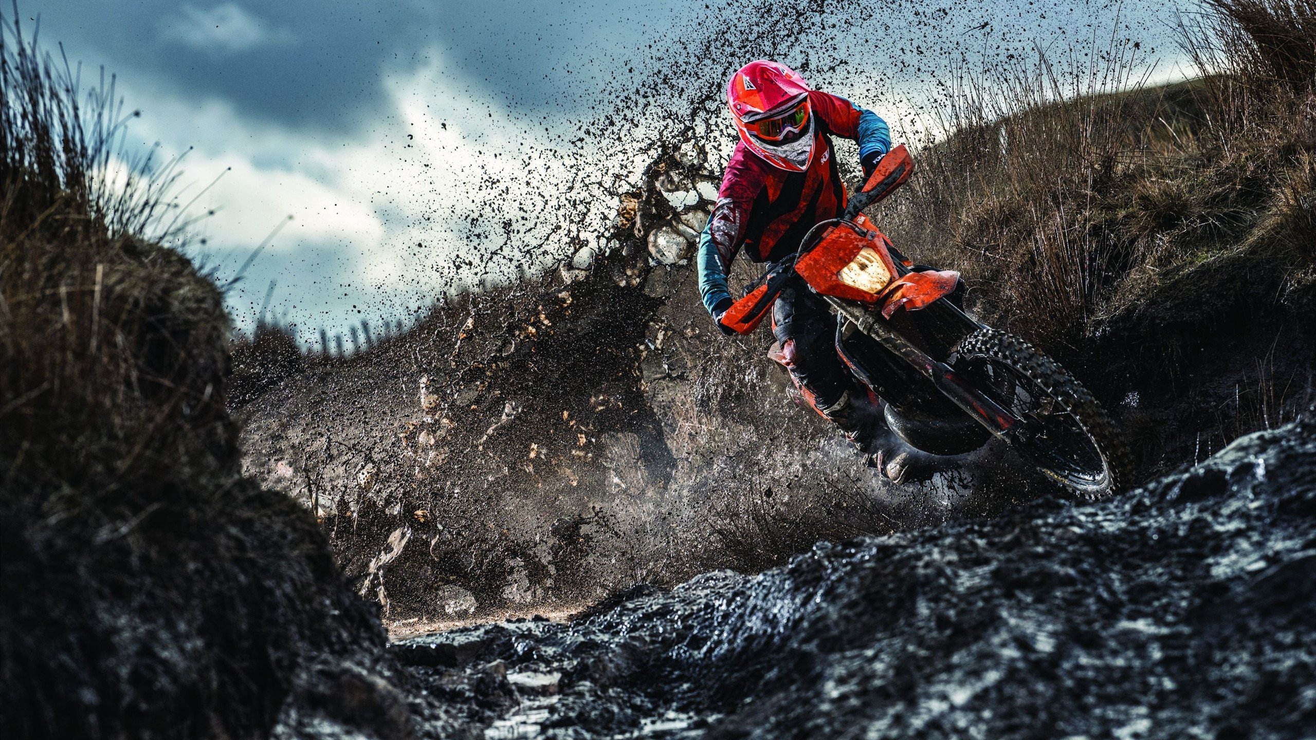 中场魔法与北欧风暴，莫德里奇个人秀与丹麦闪电战的战术启示